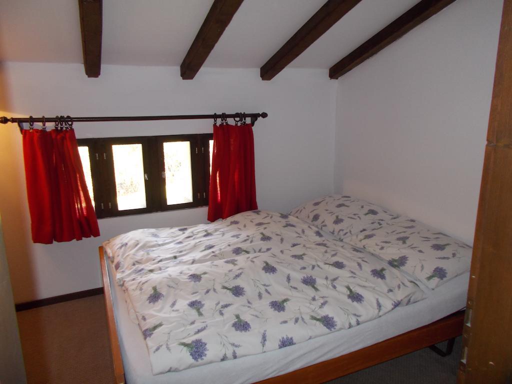 Casa Bianchi Villa Rovio Habitación foto